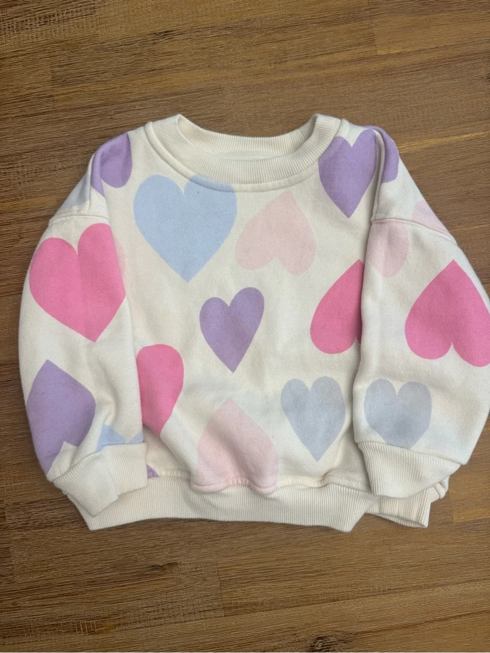 GAP Cream Sweatshirt with Pink, Purple & Light Blue Hearts